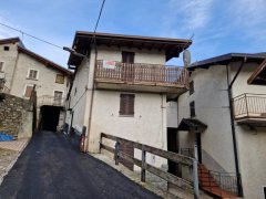 Saviore dell'Adamello frazione Valle vendesi casetta - 1