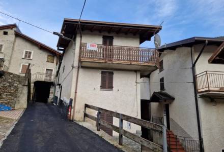 Saviore dell'Adamello frazione Valle vendesi casetta