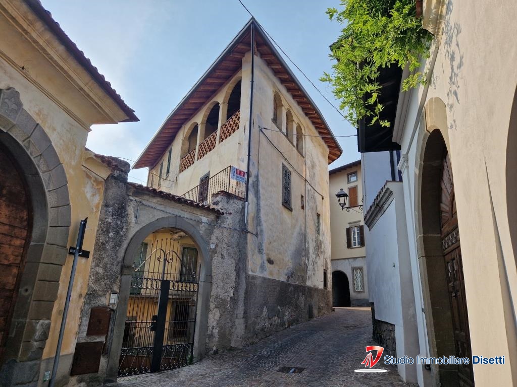 Vendita Porzione di casa Casa/Villa Solto Collina Via Canzanico 467705